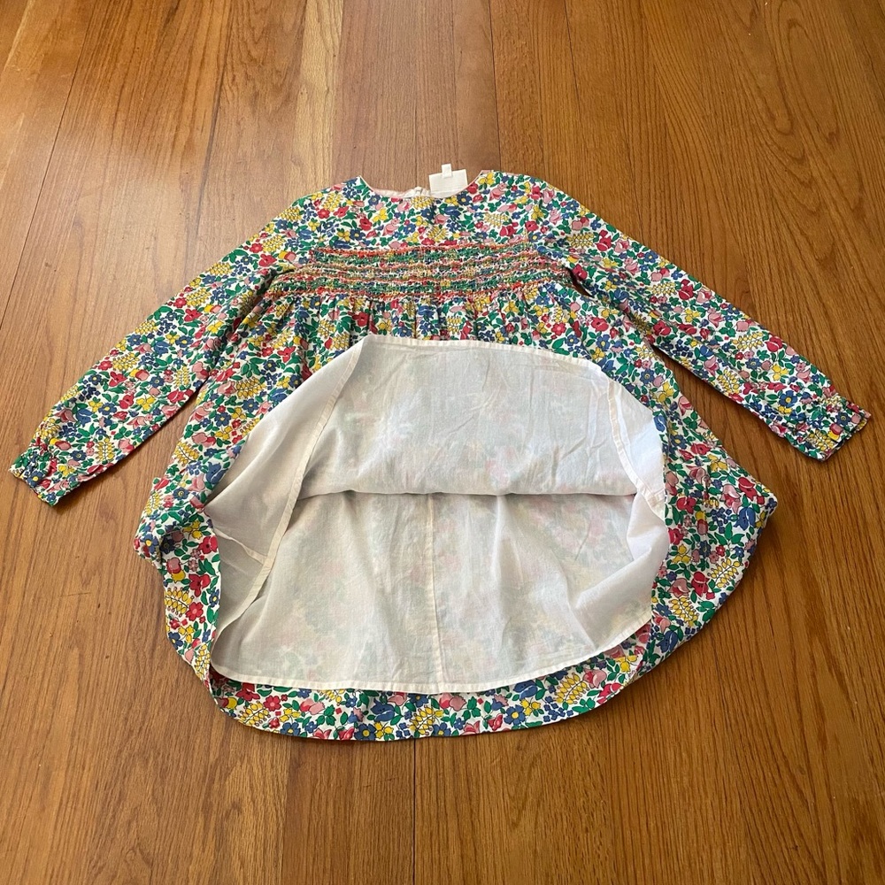 Mini Boden Smocked Apple Blossom Foral with Bishop Sleeves - Picture 6 of 9